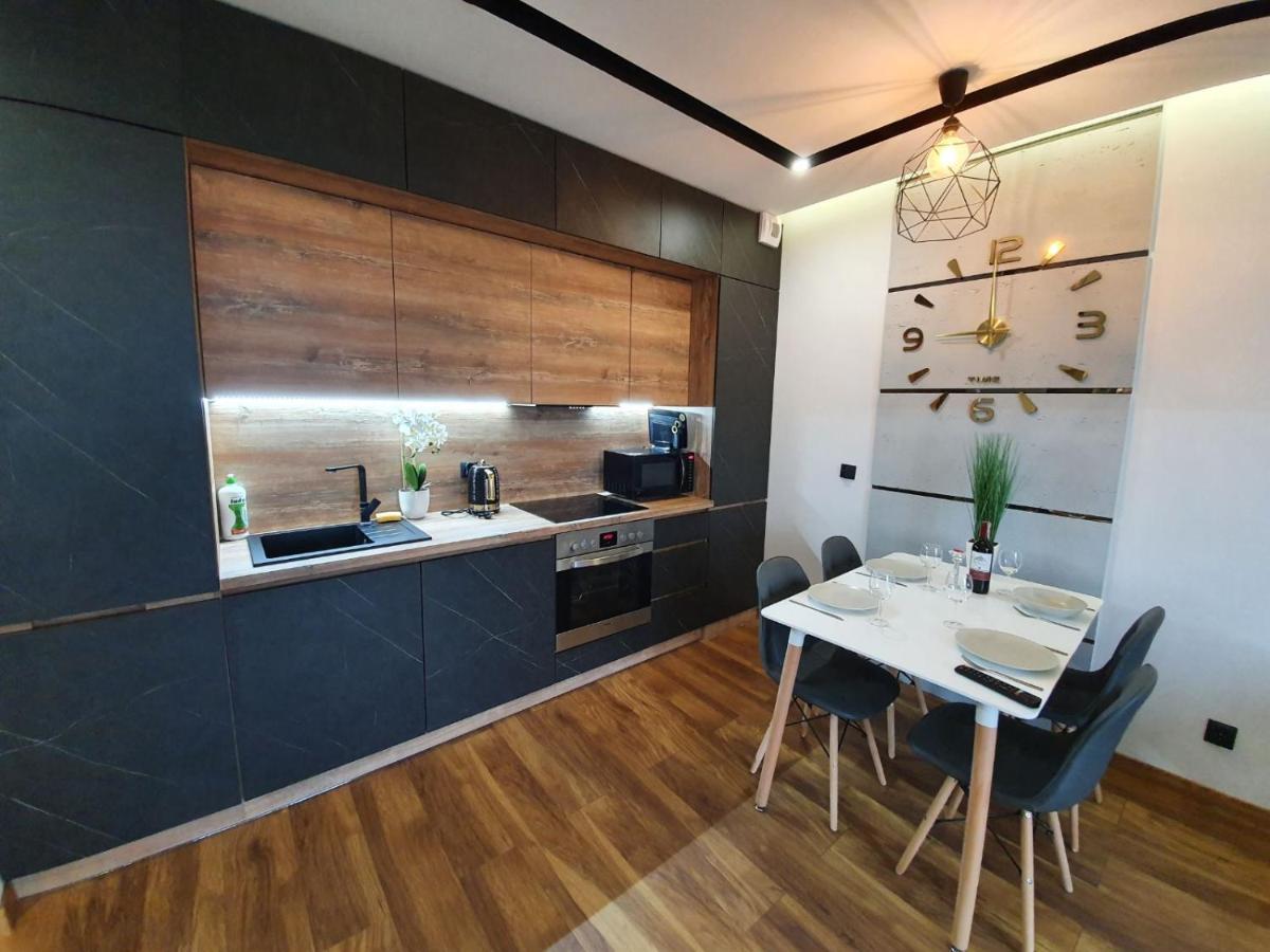 Nowy Apartament 58 Z Klimatyzacja Apartment Илава Екстериор снимка